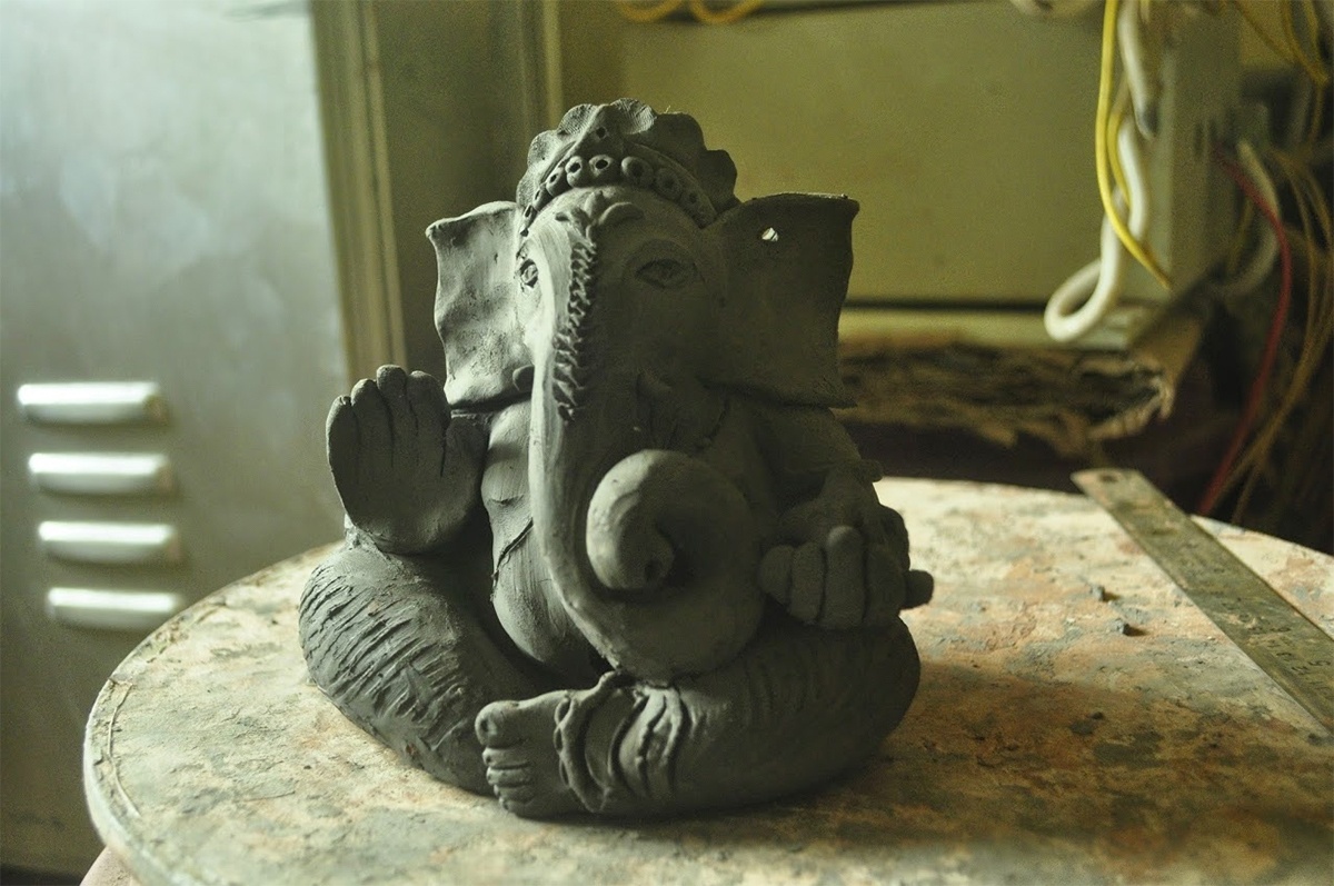 Eco-friendly Ganesh Idol by Pune Handmade Papers