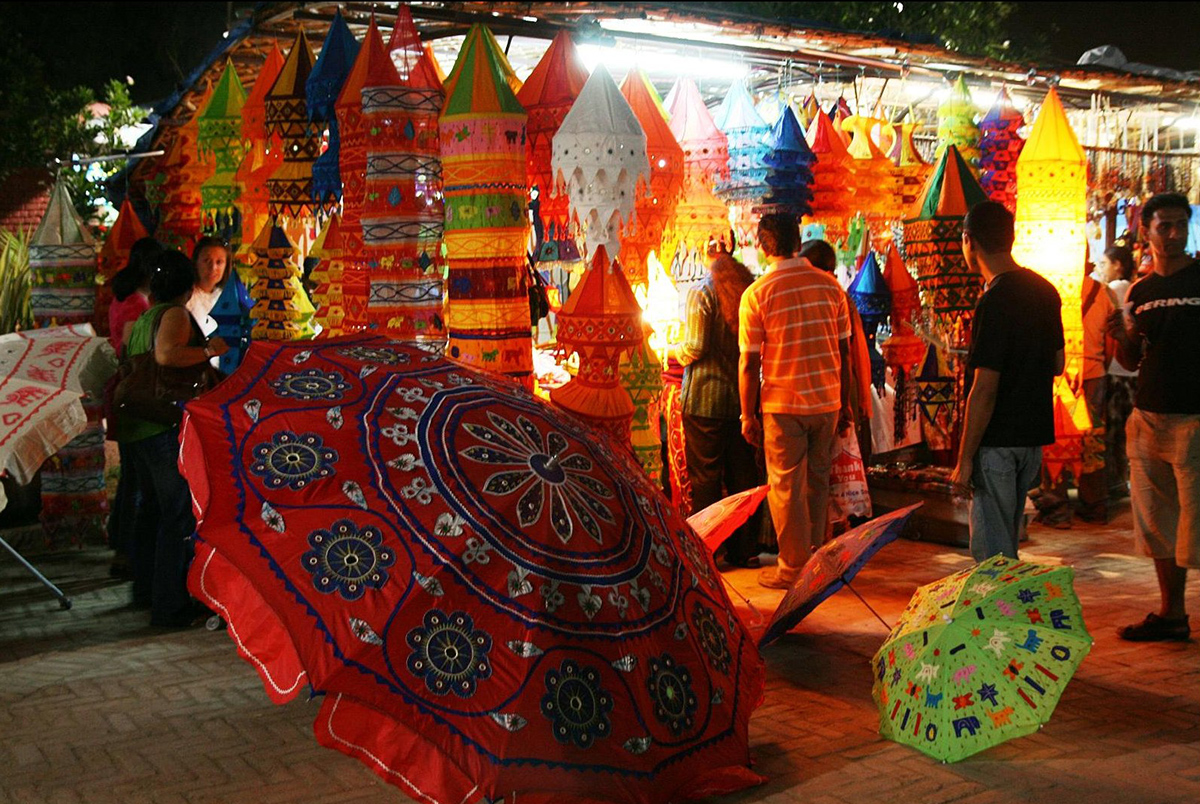 6 Best Places in Delhi To Buy Perfect Diwali Gifts