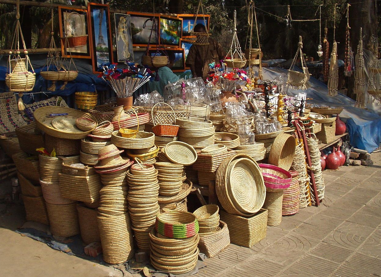 6 Best Places in Delhi To Buy Perfect Diwali Gifts