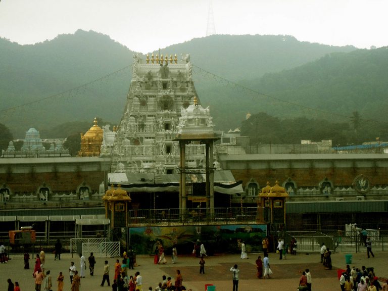 7 Mysterious Temples of India Whose Mythological Secrets Still Defy Logic
