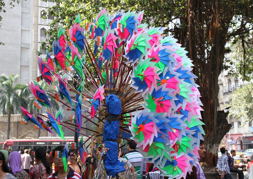 The Beautiful World of Paper Crafts in India