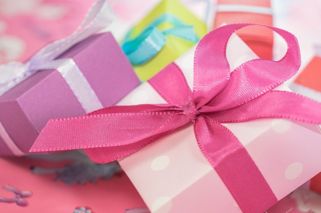 Gift Ideas For Family And Friends Overseas