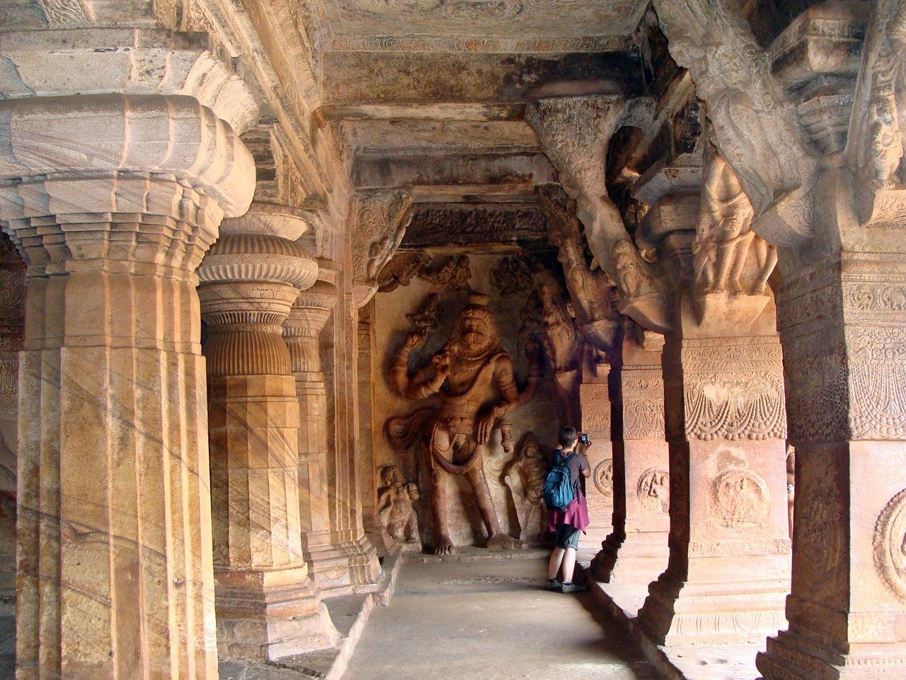 Historical Places in Karnataka-Badami Caves Temple