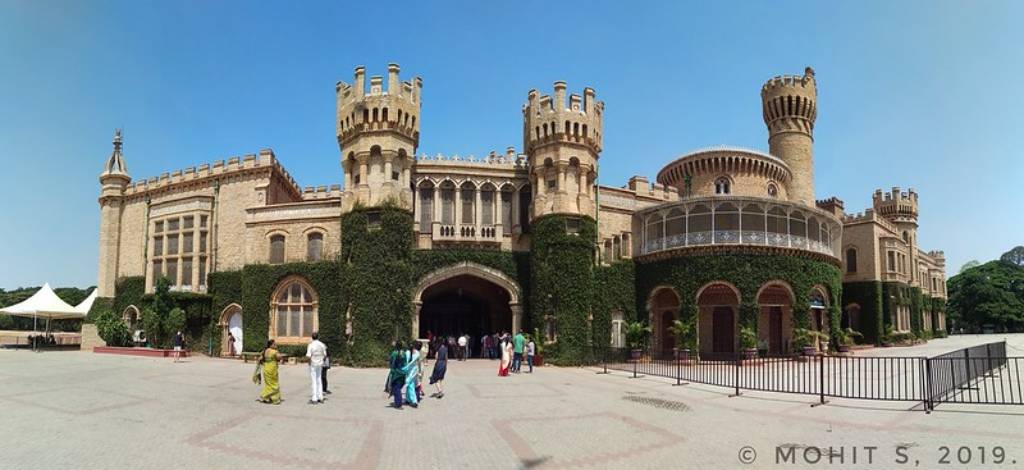 Historical Places in Karnataka-Bangalore Palace