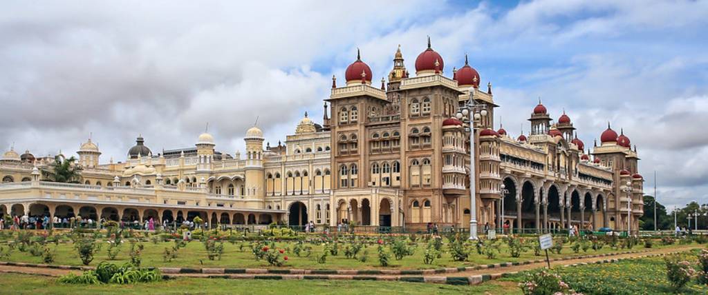 Historical Places in Karnataka-Mysore Palace