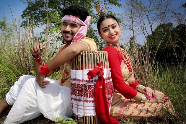 Traditional Dresses of Indian States: The Diversity in Indian Attire