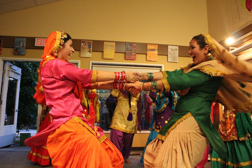 Exploring the Rich and Hearty Culture of Punjab-Dance and music of Punjab
