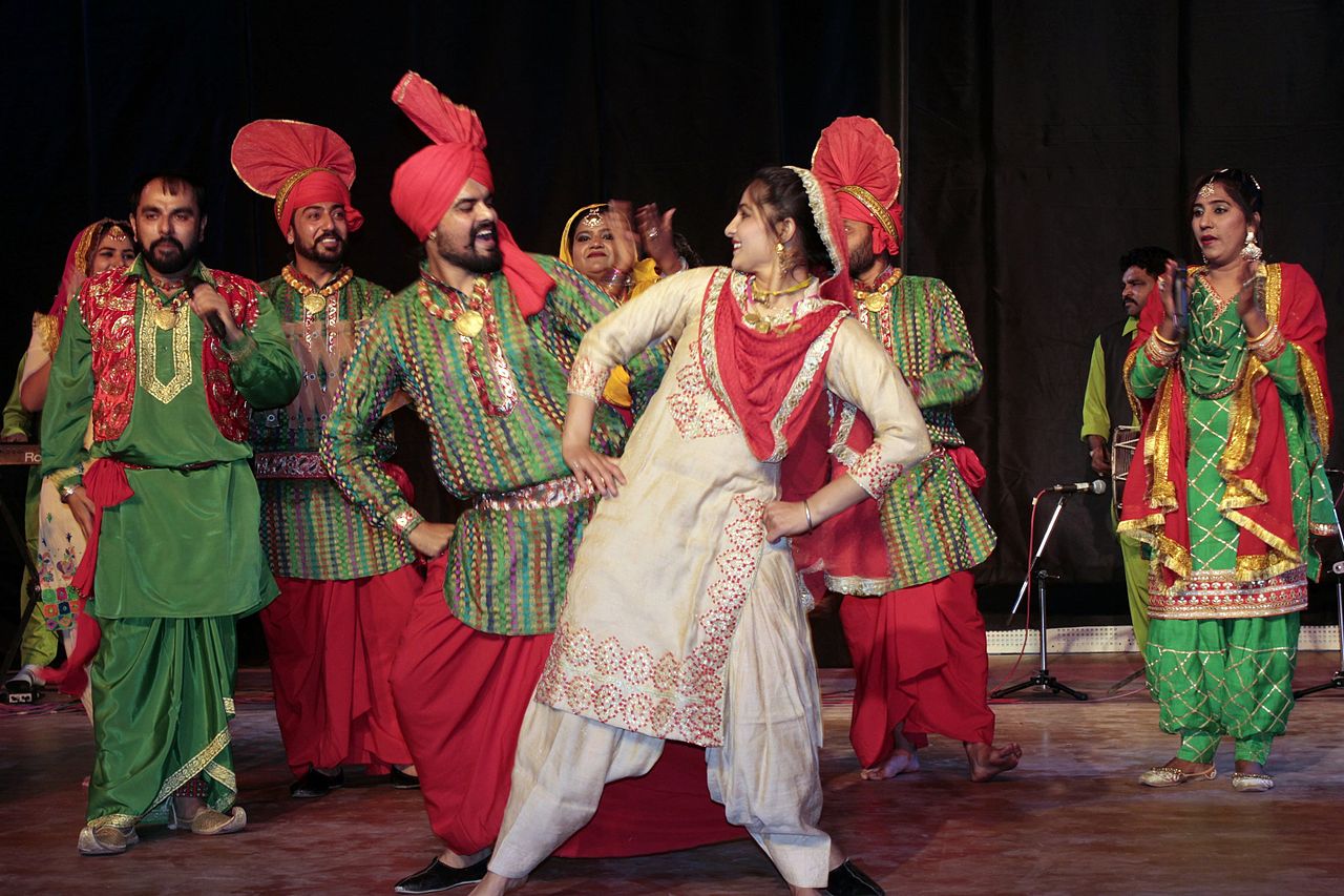 Traditional Dress of Punjab Culture