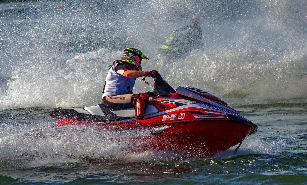 7 Jet Ski Safety Tips You Need to Know