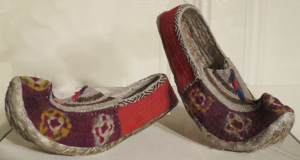 A Walk Through the Traditional Footwear of India