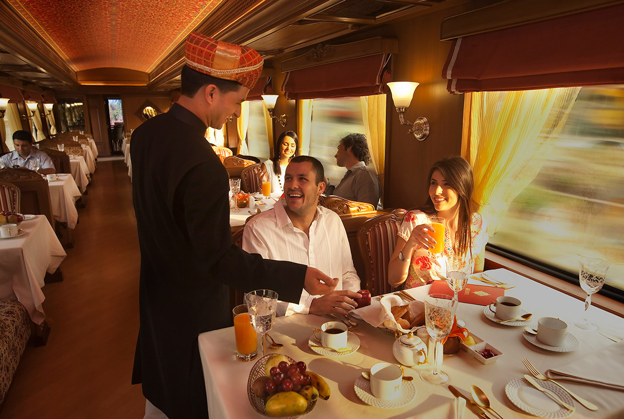 Luxurious-Trains-of-India